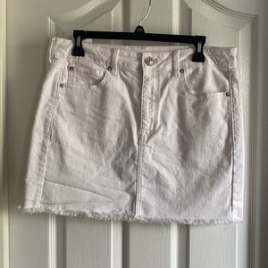American Eagle White Hi Rise Mini Jean Skirt Size 14